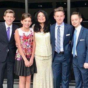 Meet your Posher, Lynda